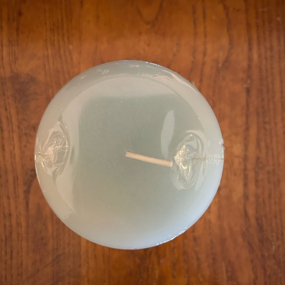 Bath & Body Works Juniper Breeze 3”X3” One Wick Pillar Candle Sealed Vintage - Picture 2 of 8